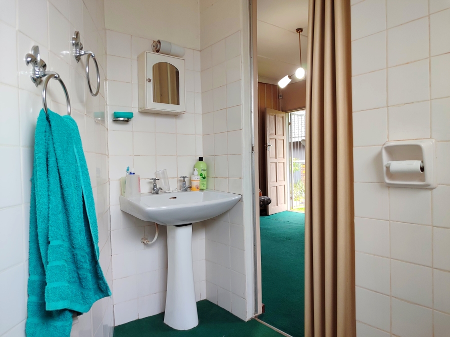 4 Bedroom Property for Sale in Irene Park North West